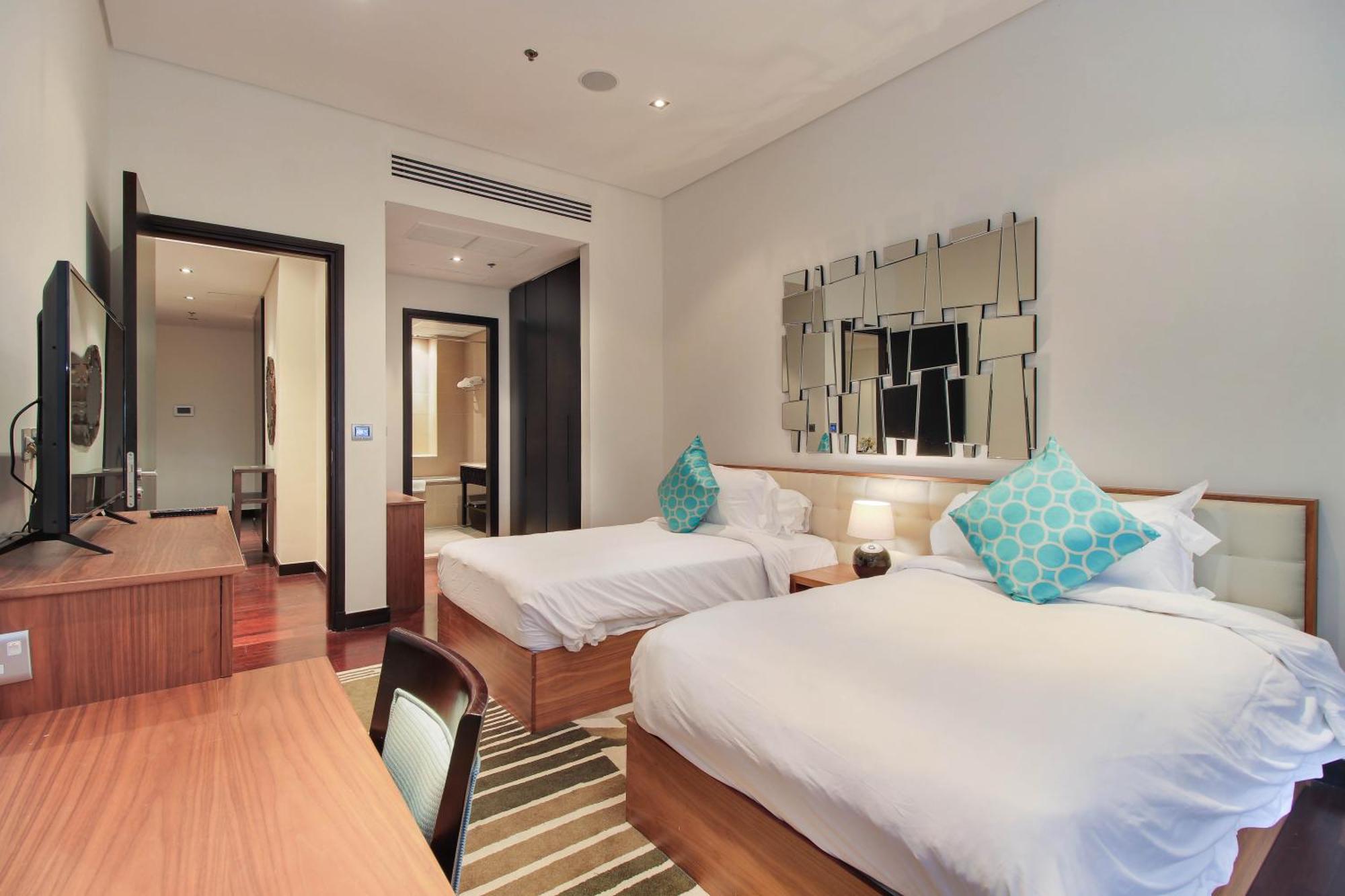 Luxe Getaways Royal Amwaj Palm Jumeirah Resort Apartment Holiday Home Dubai Bagian luar foto