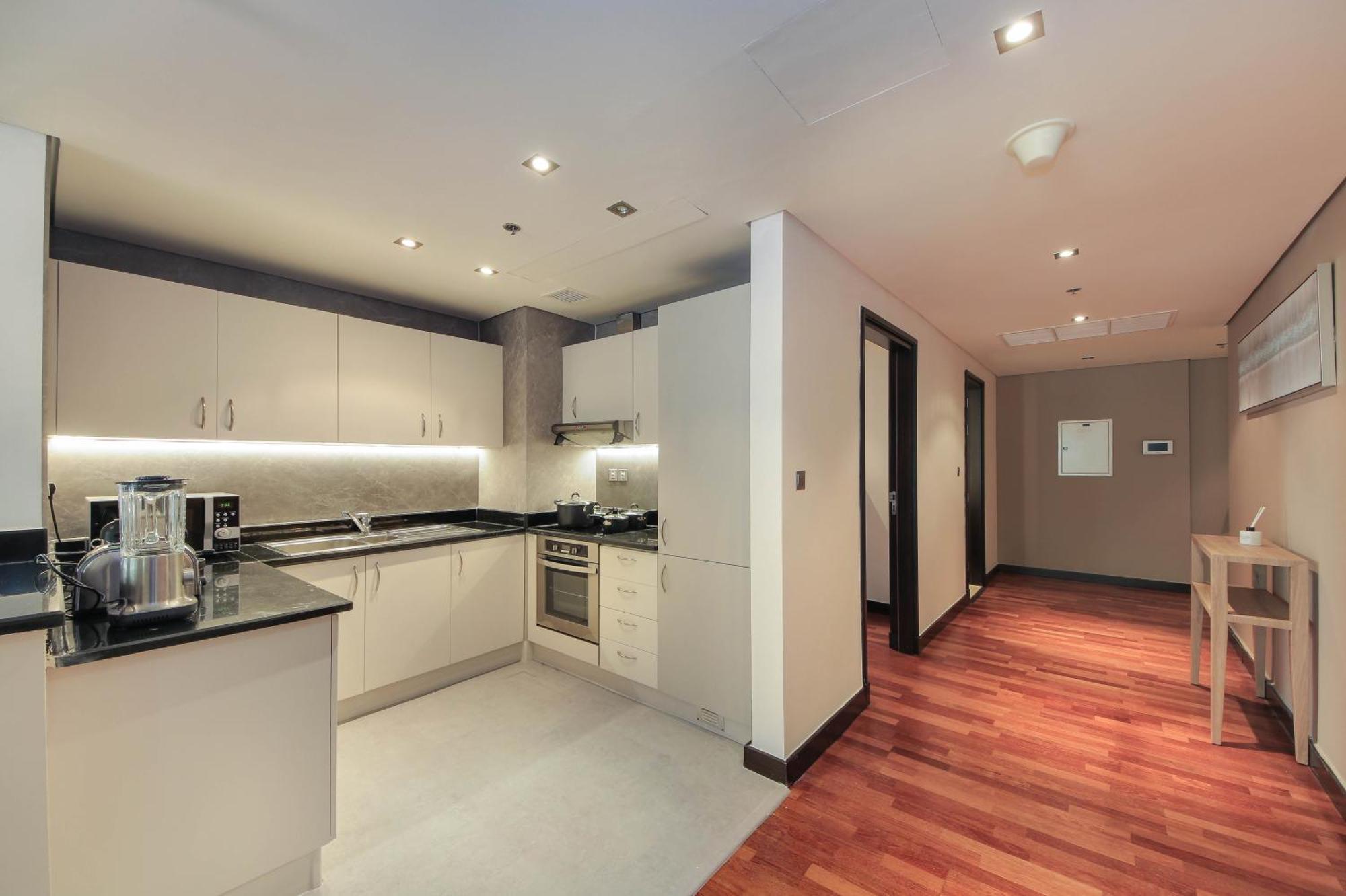 Luxe Getaways Royal Amwaj Palm Jumeirah Resort Apartment Holiday Home Dubai Bagian luar foto