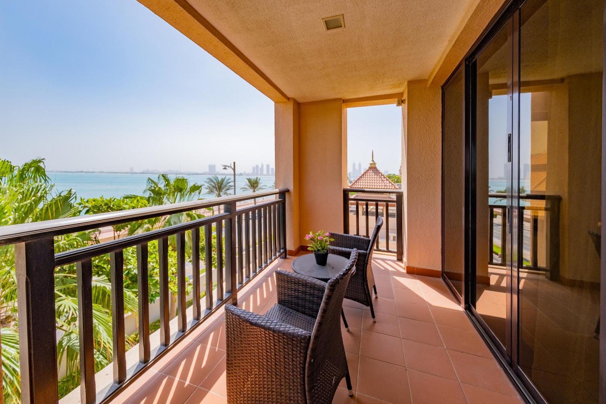 Luxe Getaways Royal Amwaj Palm Jumeirah Resort Apartment Holiday Home Dubai Bagian luar foto