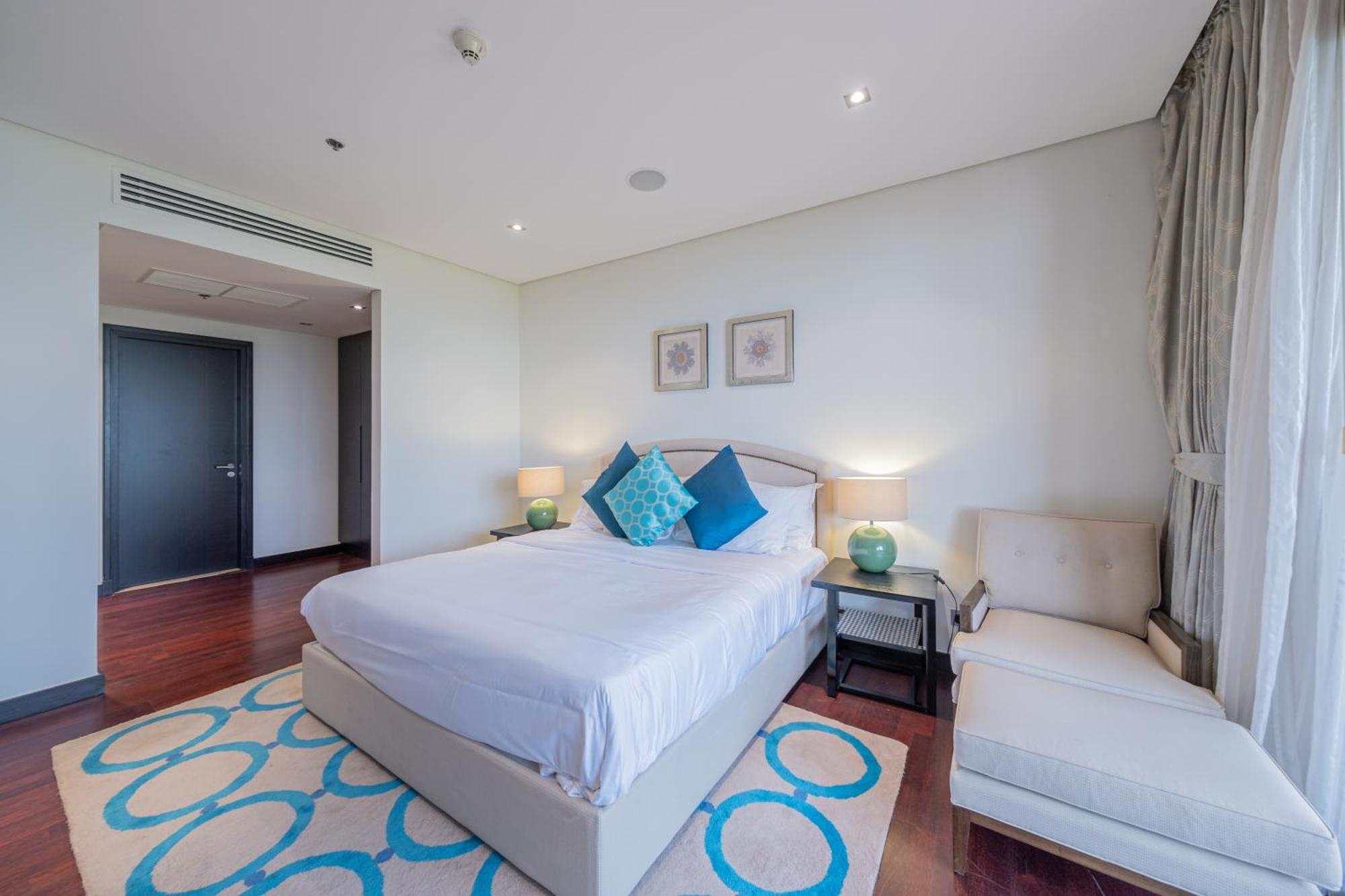 Luxe Getaways Royal Amwaj Palm Jumeirah Resort Apartment Holiday Home Dubai Bagian luar foto